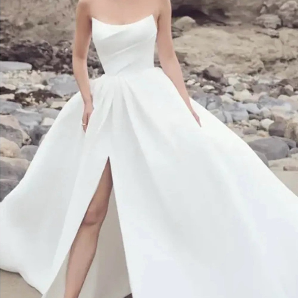 Sottero and Midgley Aspen Elegant White Strapless Wedding Dress Size 10